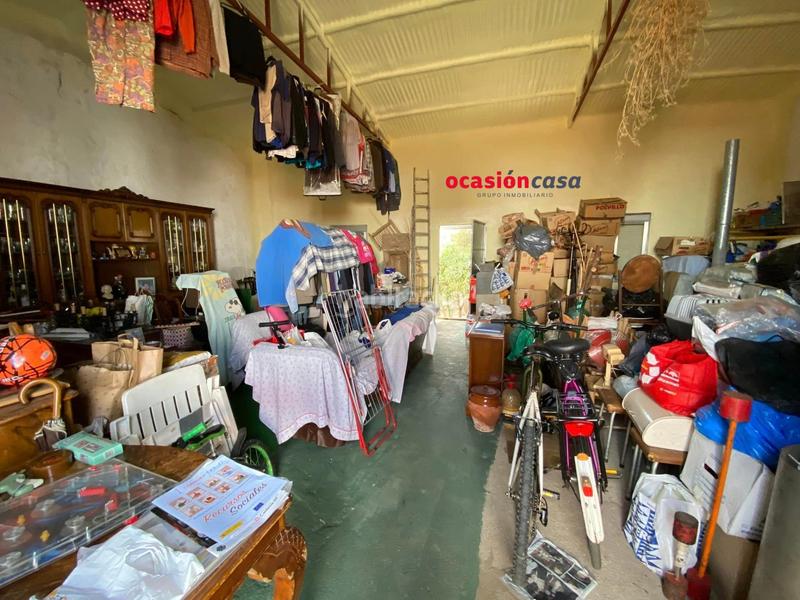 Foto 2a75f528-311f-4d7b-abd9-3edc3935e459. Parking coche cochera con patio a la venta en Fuente Obejuna