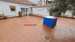 Casa a Blázquez (Los). Casa con buen patio en los blazquez