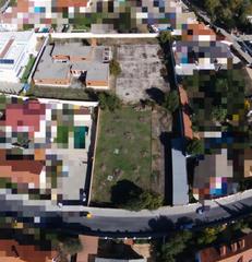 Terreny residencial a Peñarroya - Pueblonuevo. Amplio solar de 1.100 m2 con construcción en el barrio francés