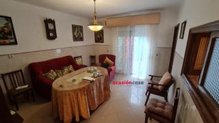 Casa a Peñarroya - Pueblonuevo. Casa con cochera en el centro de pueblonuevo