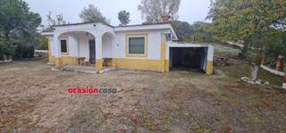 Residential Plot in Centro. Parcela con casa y piscina a la venta