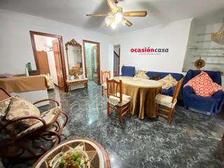 Maison à Peñarroya - Pueblonuevo. Local con piso a la venta