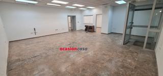 Location Local commercial à Peñarroya - Pueblonuevo. Local comercial en plena zona de paso