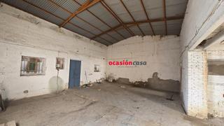 Maison à Peñarroya - Pueblonuevo. Almacén con garaje a la venta
