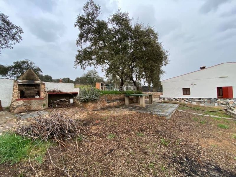 Foto 5a06e718-49a0-4068-9fe7-5d29f59252b1. Xalet amb calefacció aparcament a Granjuela (La)