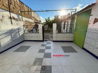 Maison à Peñarroya - Pueblonuevo. Casa con tejado nuevo a la venta