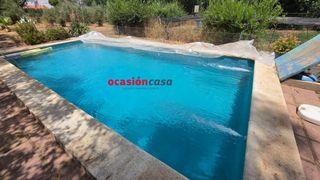 Terreny residencial a Peñarroya - Pueblonuevo. Parcela con vivienda y piscina a la venta