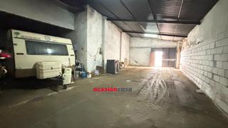 Parking coche en Peñarroya - Pueblonuevo. Cochera de 115 m2 a la venta
