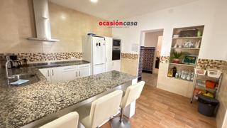 Casa en Belmez. Casa con gran patio a la venta