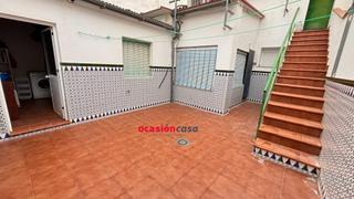 Maison à Peñarroya - Pueblonuevo. Casa con patio en la zona de peñarroya