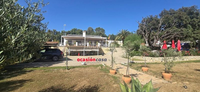 Foto abf0666b-d931-4c7d-8290-4755dea9793d. Xalet amb calefacció aparcament piscina a Villaharta