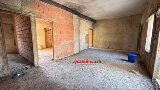 Pis a Peñarroya - Pueblonuevo. Piso en bruto a la venta en el centro de pueblonuevo