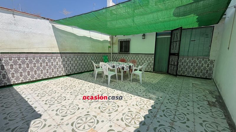 Foto ebaa6ee8-1fed-4d83-81f5-4e40d9aad81c. Edificio casa y piso independientes con tejado nuevo en Belmez