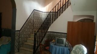 Maison à Peñarroya - Pueblonuevo. Casa de dos plantas a la venta