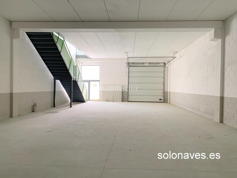 Foto 2a3f09d4-3d6f-49e1-be7d-a6e821f4d6b0. Capannone industriale in Cartuja Baja Zaragoza