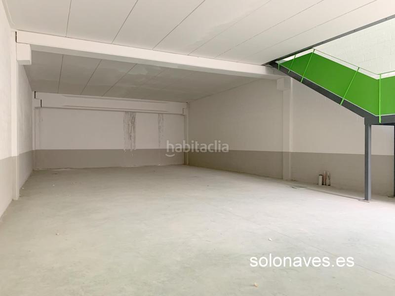 Foto c2a546bb-b83e-43f3-b4e4-1c30d91e09bb. Capannone industriale in Cartuja Baja Zaragoza