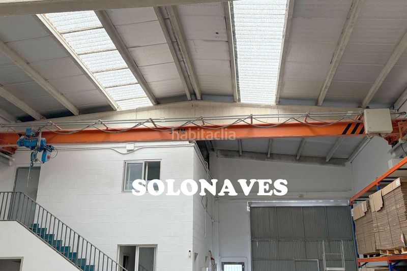Foto ee80a002-d1a6-4ecc-adc2-70c4cbd800ff. Nau industrial a Burgo de Ebro (El)