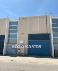Lloguer Nau industrial a Pinseque. Nave en alquiler polígono los leones