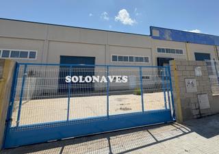 Miete Fabrikhalle in Muela (La). Nave instalada en polígono centrovía.