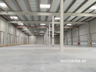 Lloguer Nau industrial a Garrapinillos. Nave tipo c en alquiler