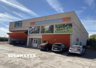 Rent Industrial building in Movera. Se alquila nave tipo c,  instalada fachada ctra nacional ii
