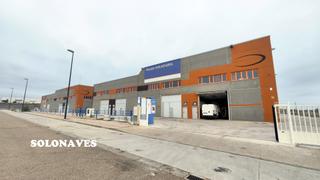 Lloguer Nau industrial a Cartuja Baja. Nave instalada en polígono empresarium