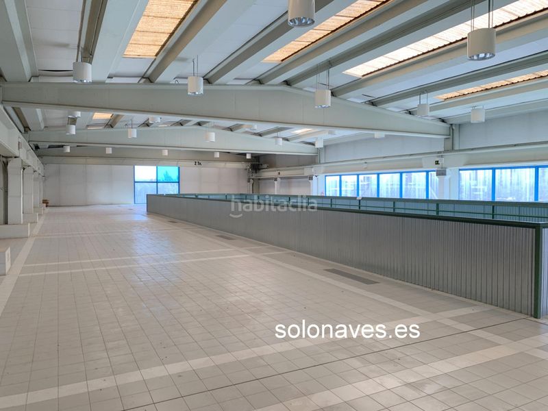 Foto 94007f6d-eb32-42d8-b4cf-793b02b542cf. Rent industrial building in Parque Goya Zaragoza