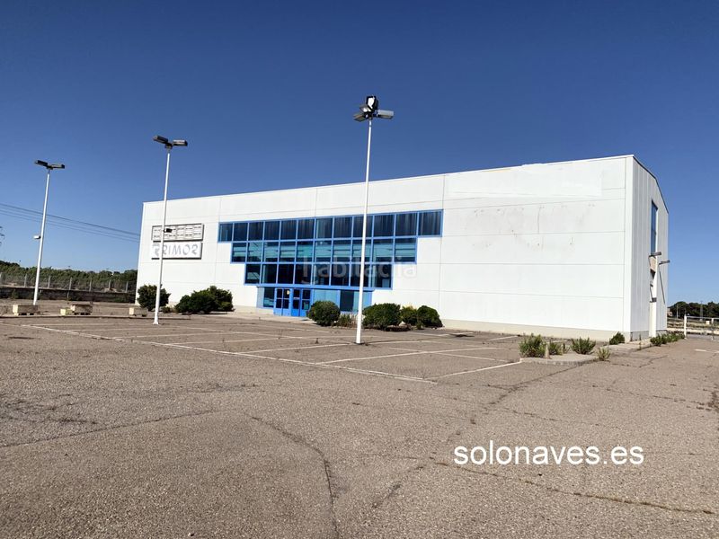 Foto 95a5a931-129c-4598-ac3b-3bf8b8d0771d. Rent industrial building in Parque Goya Zaragoza