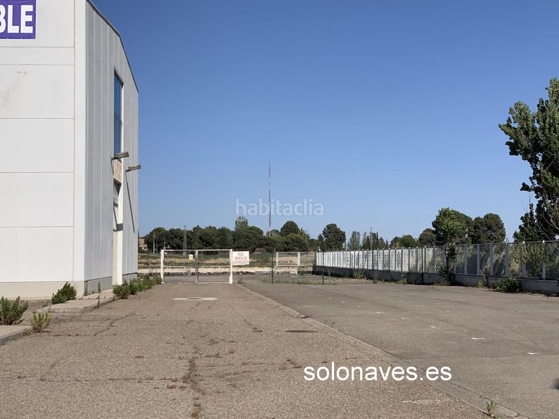 Foto a1b19105-a982-4afb-a043-177b0ab55a2e. Rent industrial building in Parque Goya Zaragoza