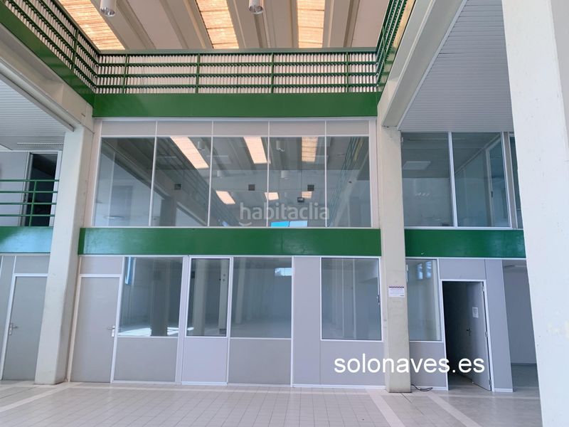 Foto d14d8314-daba-420d-b3de-b5a1bc5e60ed. Rent industrial building in Parque Goya Zaragoza