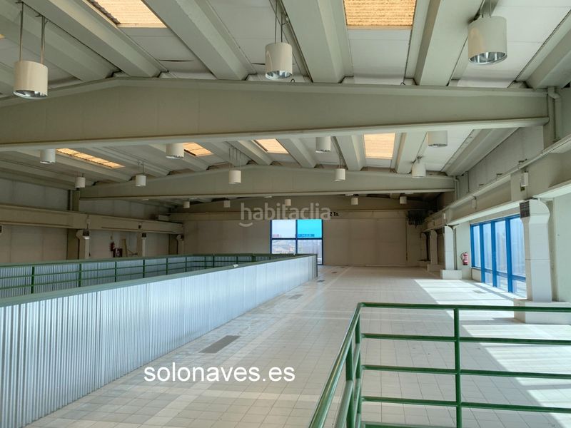 Foto d990d25b-b8d5-40ba-9454-6dea1c4e5cb9. Rent industrial building in Parque Goya Zaragoza