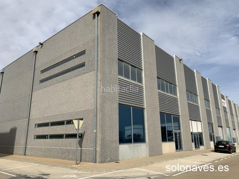 Foto 714a01d7-f439-4edb-bfaa-1a42db5965a1. Nau industrial a Garrapinillos Zaragoza