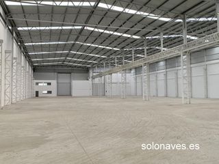 Location Bâtiment à usage industriel à Avenida Cataluña. Se alquila nave en zona de cogullada