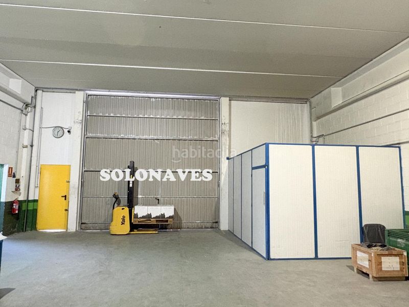 Foto e3667aa6-67f3-4eb8-8303-f2615f728a27. Nau industrial a Cartuja Baja Zaragoza