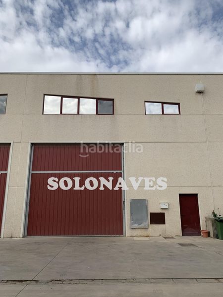 Foto 63508e7c-e71a-4bc0-86a8-f3b3799aeec4. Nau industrial a Cuarte de Huerva