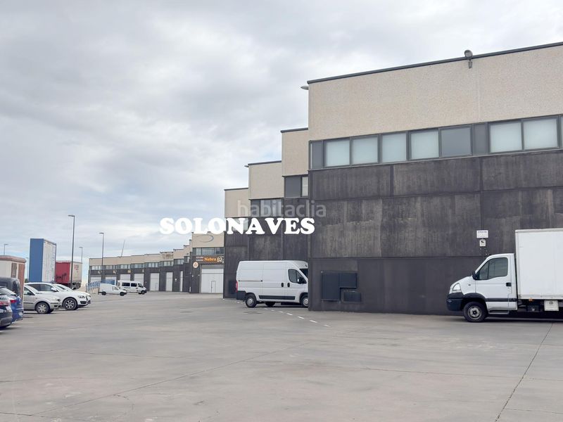 Foto 08b55b50-a61a-4015-9845-f47ca4bf1e0f. Nau industrial a Cartuja Baja Zaragoza