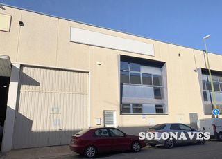 Location Bâtiment à usage industriel à Avenida Cataluña. Nave en alquiler zaragoza captital