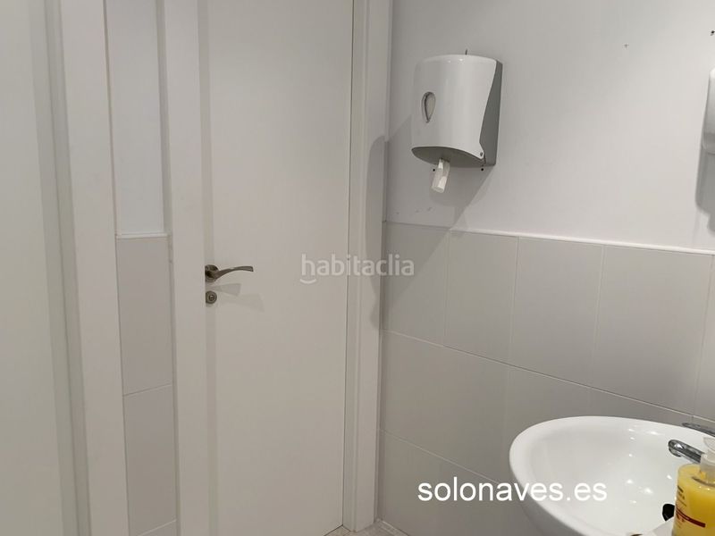 Foto ac7a2a2a-fdf2-4e66-9a3c-71d3957fd0fd. Nau industrial a Garrapinillos Zaragoza