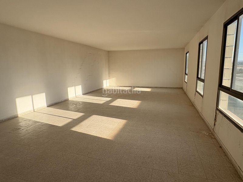 Foto f507171c-0b6c-49d3-b962-b2e4de1419ca. Rent industrial building in Santa Isabel Zaragoza