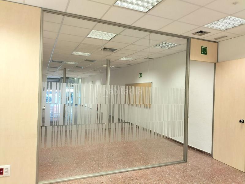 Foto cd0e6b86-5ff5-4197-96c0-99e74a09ed52. Lloguer local comercial a Paseo Constitución - Las Damas Zaragoza