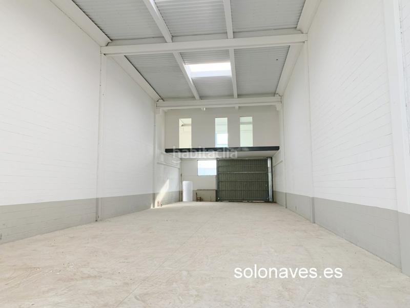 Foto 326bbdda-386c-4f33-9f42-f00d351a4fae. Capannone industriale in Cartuja Baja Zaragoza