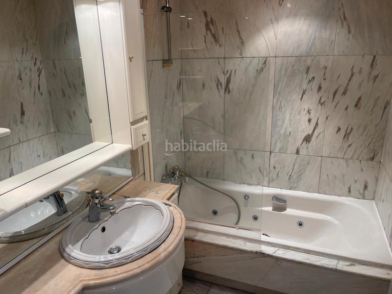Foto 188a7b08-b175-4575-af96-757cd61cf2f6. Piso  en venta en el centro en Plaza España - Corte Inglés Vigo