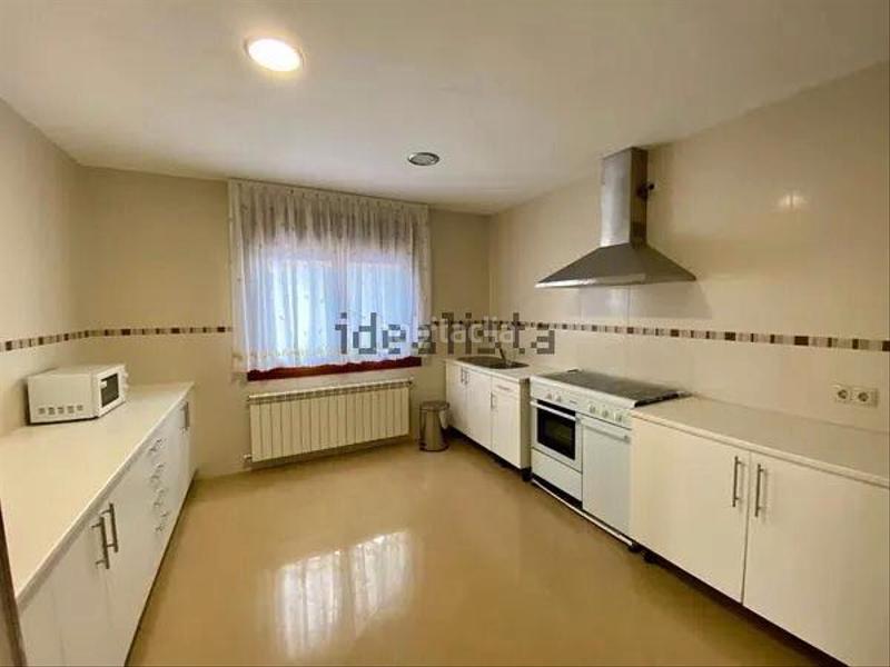 Foto 24283efb-eba1-4341-be9f-f63bcfc17905. Haus mit heizung parking in O Carril Vilagarcía de Arousa