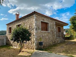 Haus in O Carril. Casa en venta en carril