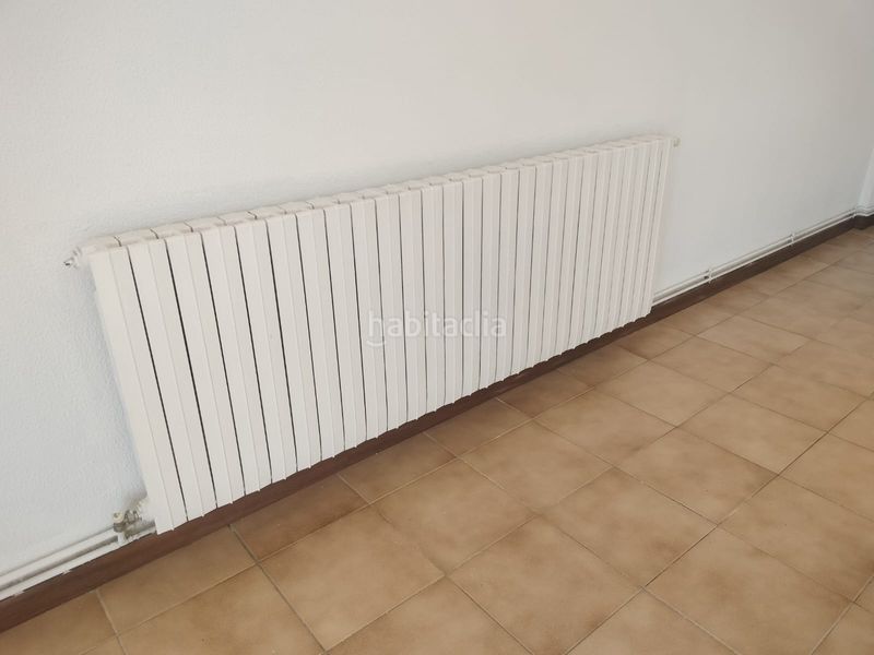 Foto 42dd98d9-fa59-4eea-aaf5-43f3e5f83b03. Pis amb calefacció a Porriño (O)