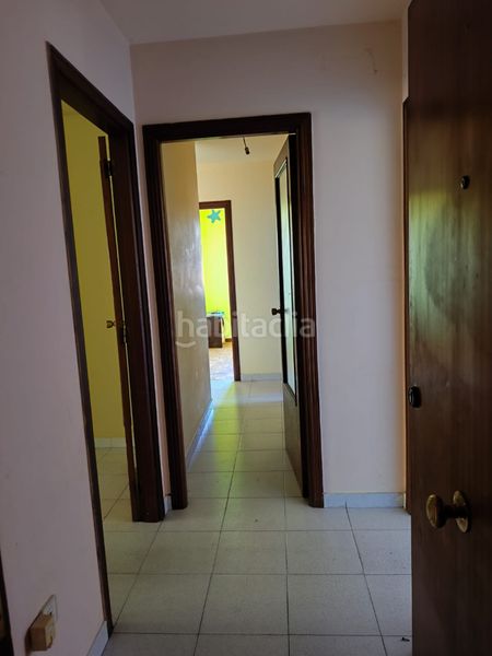 Foto cb4fcfed-97ee-4abc-8a5f-1428107a3f73. Piso  en venta en Mos