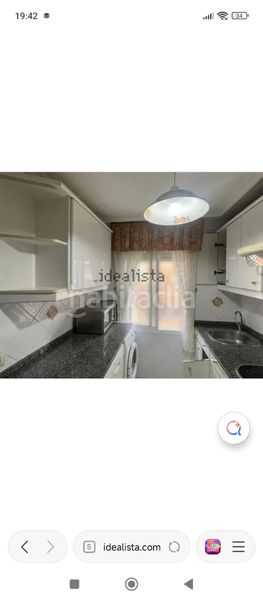 Foto 5de548db-3365-4c85-b4d0-c6e37a087716. Casa aparellada a Teis Vigo