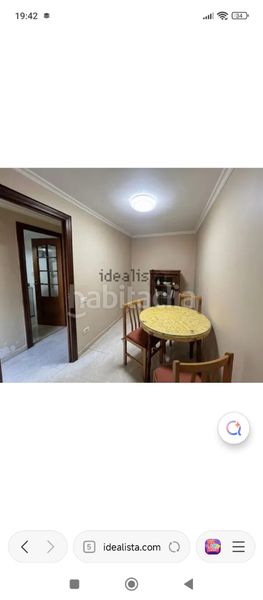 Foto 77076cbf-5767-43a7-945b-c5f2f8049575. Casa aparellada a Teis Vigo