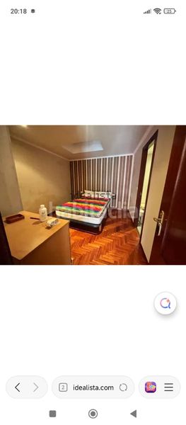 Foto bec37081-0dd1-4d66-8717-df8437207fd2. Casa aparellada a Teis Vigo