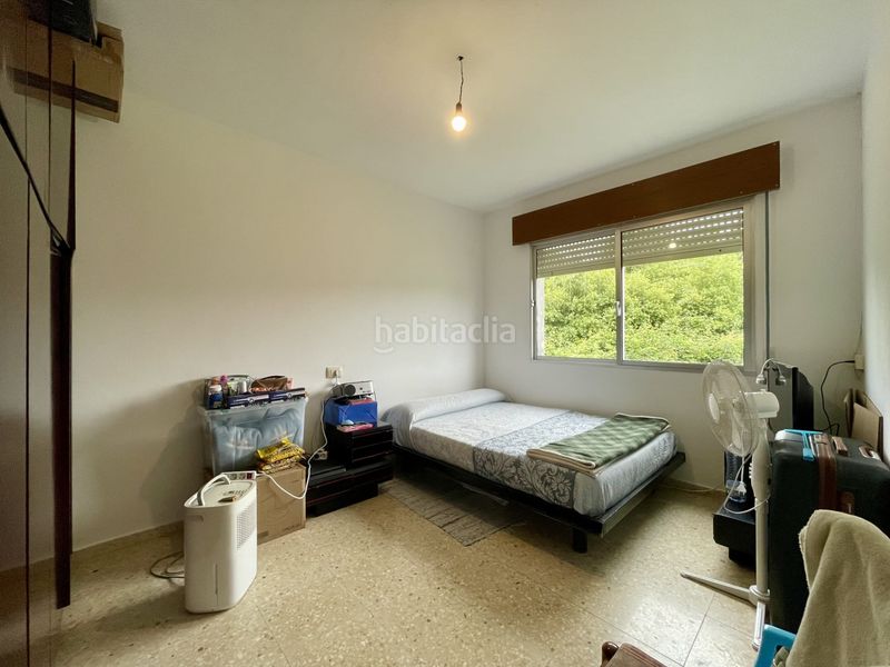 Foto e23b5c5d-21a9-457a-9df0-30c252beaf6d. Casa amb aparcament a Grove (O)